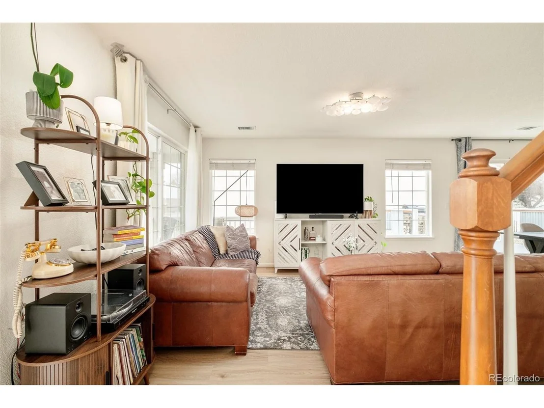 Photo of 11832 Zenobia Loop