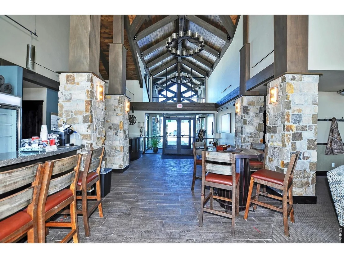 Photo of 6772 Rainier Rd