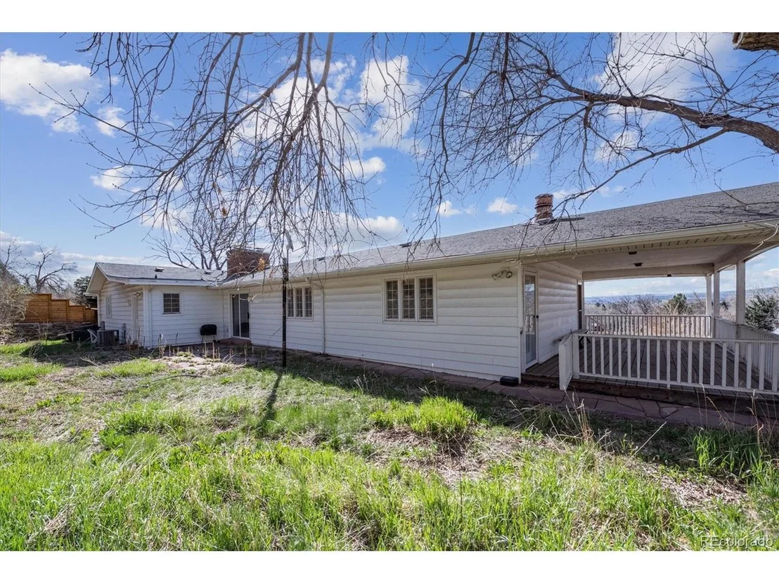 Photo of 3870 Cloverleaf Dr