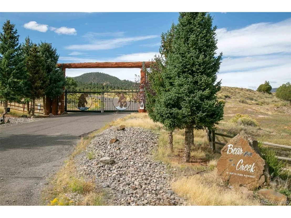 Photo of 963 Bear Creek Cir