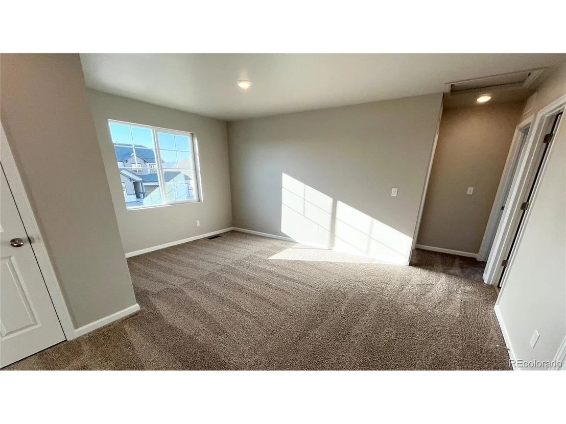 Photo of 16810 Mckay Dr