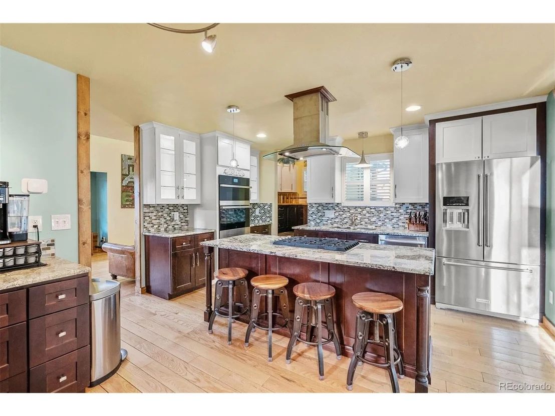 Photo of 576 Bluebird Ln