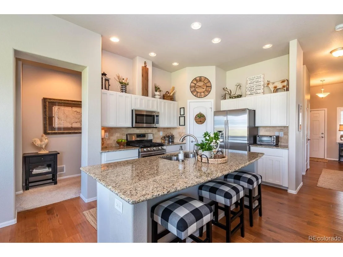 Photo of 3443 Curlew Dr