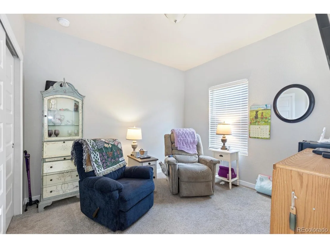 Photo of 1870 Paley Dr