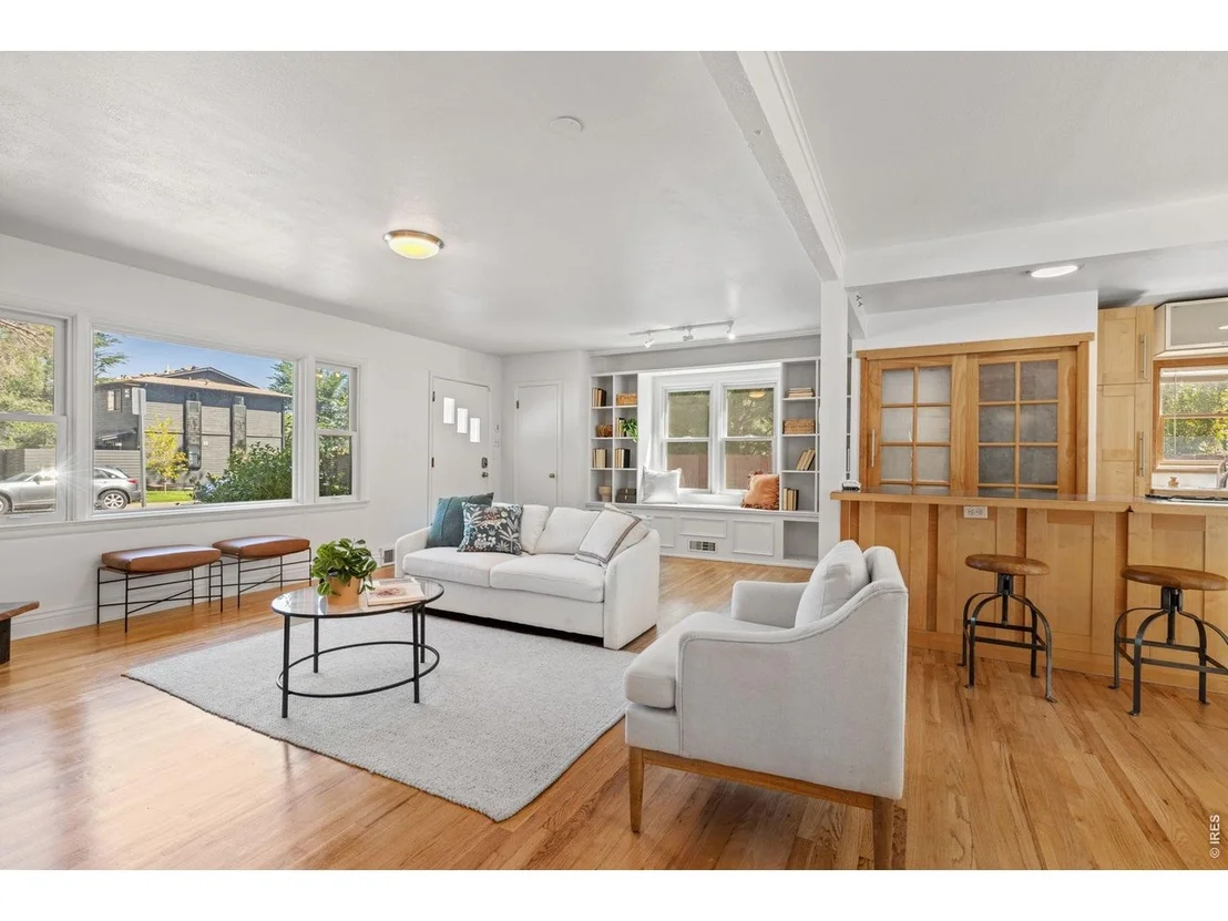 Photo of 2328 Walnut St
