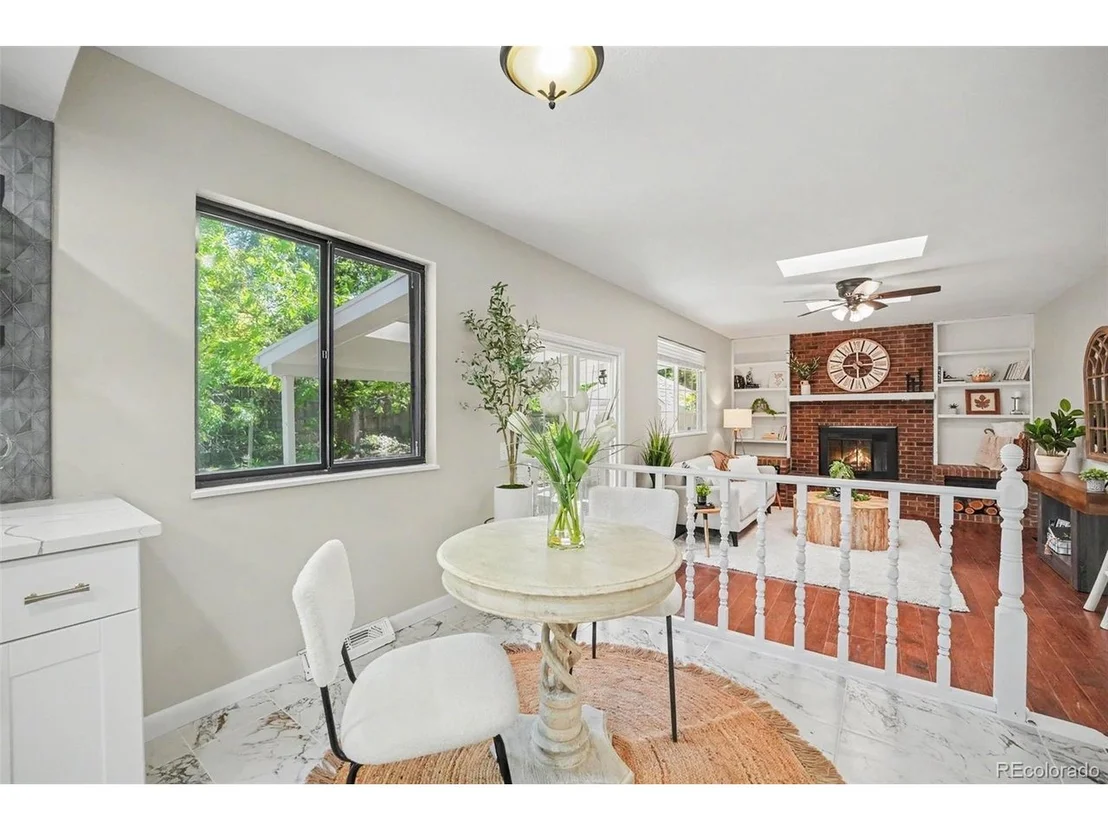 Photo of 9108 W 75th Pl