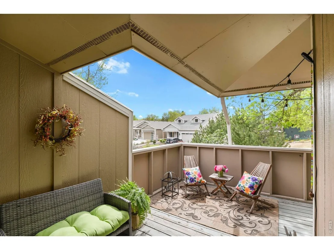 Photo of Unit D at 1118 Centaur Cir