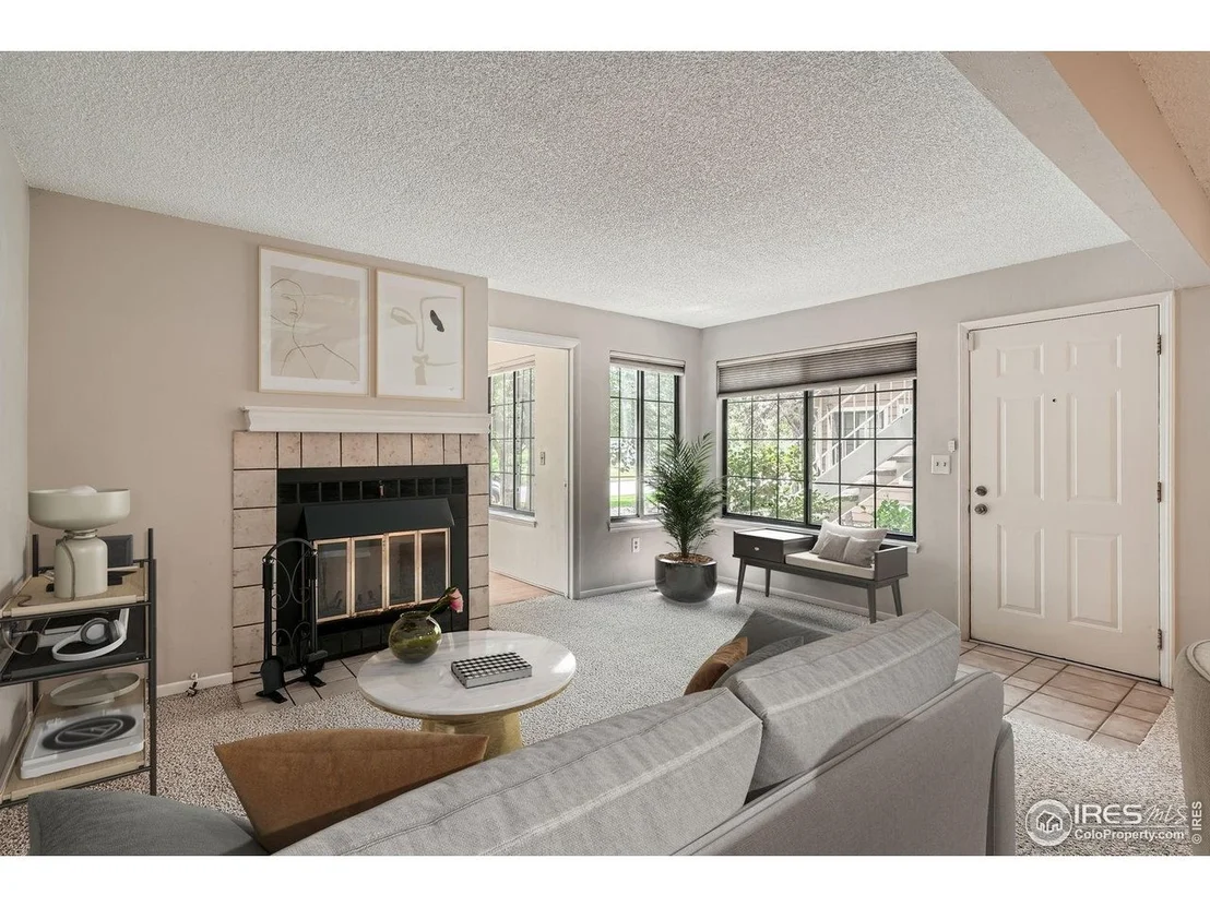 Photo of Unit D at 4767 White Rock Cir