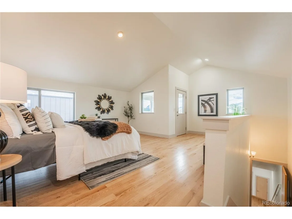 Photo of 6892 Juniper Ct