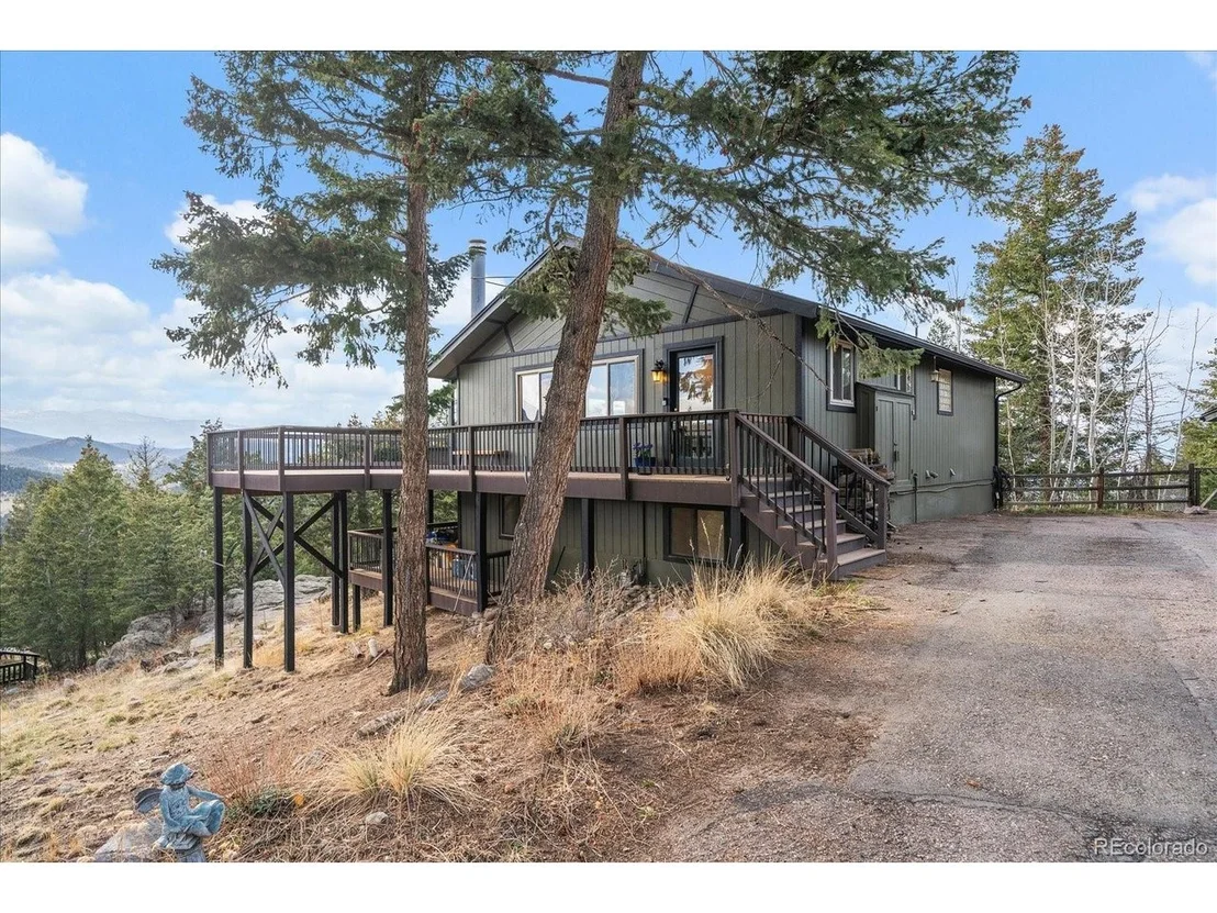 Photo of 26792 Hilltop Rd