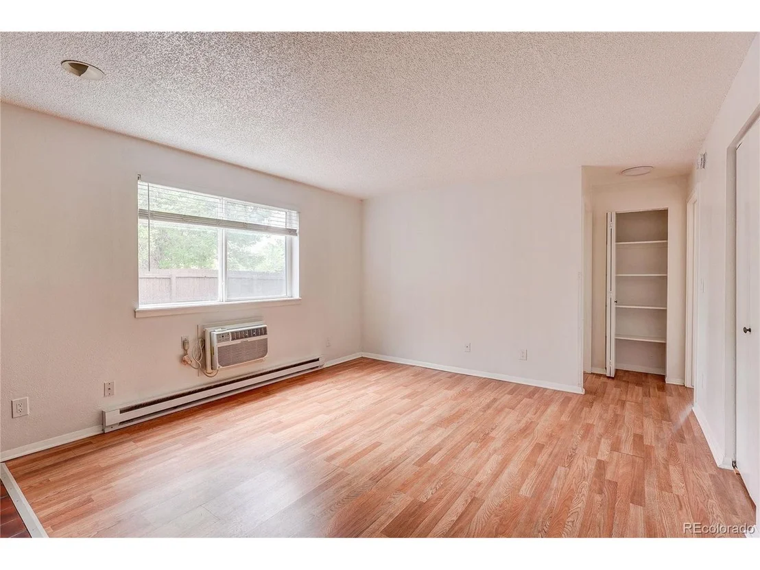 Photo of Unit 1B at 3065 30th St