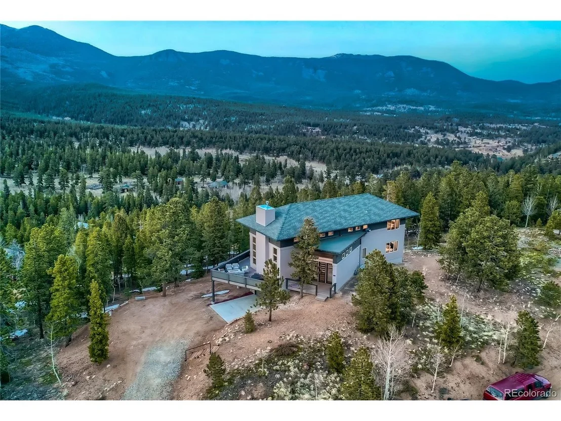 Photo of 422 Highlands Dr
