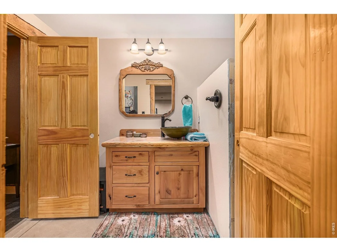Photo of 40078 County Road 23
