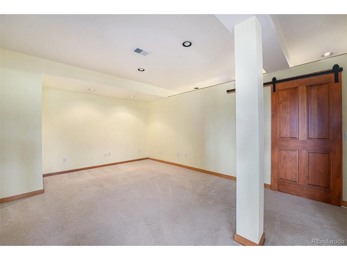 Photo of 497 Grey Squirrel Way