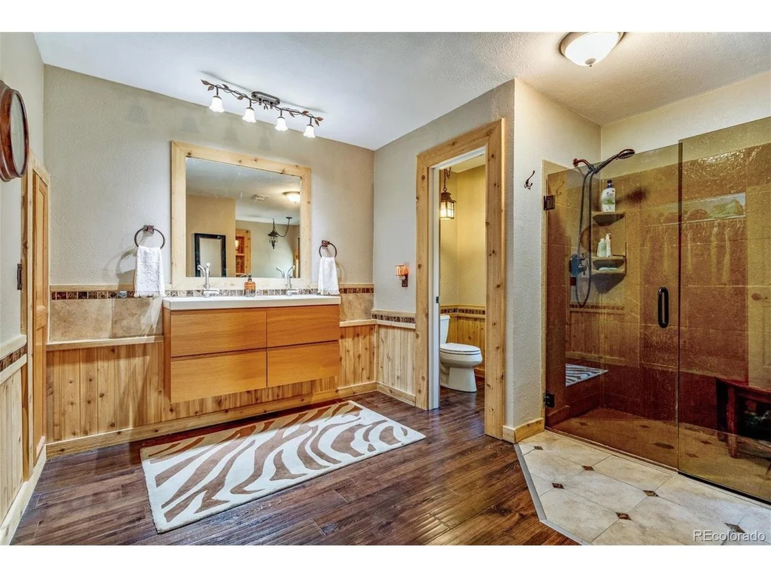 Photo of 8355 Lightening View Dr