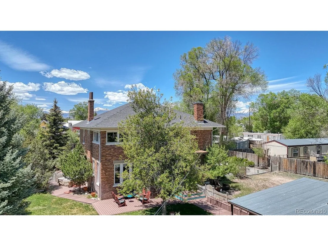 Photo of 403 Scott St