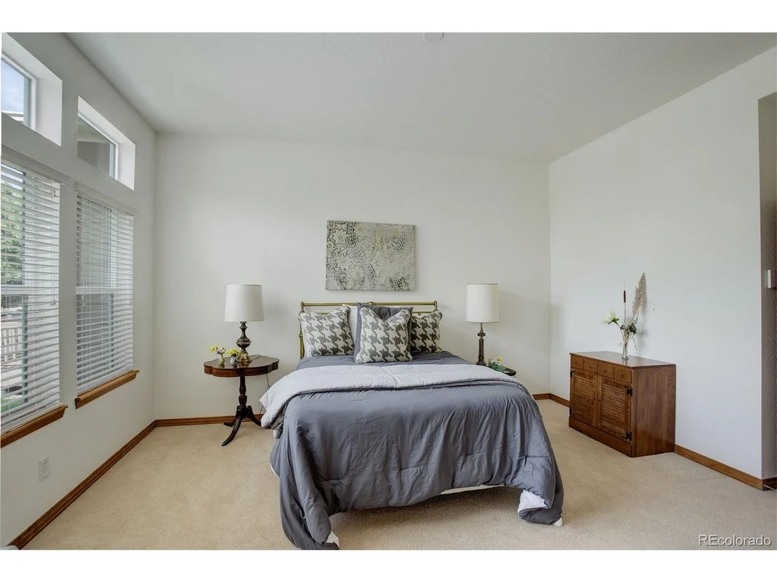 Photo of 2733 River View Dr