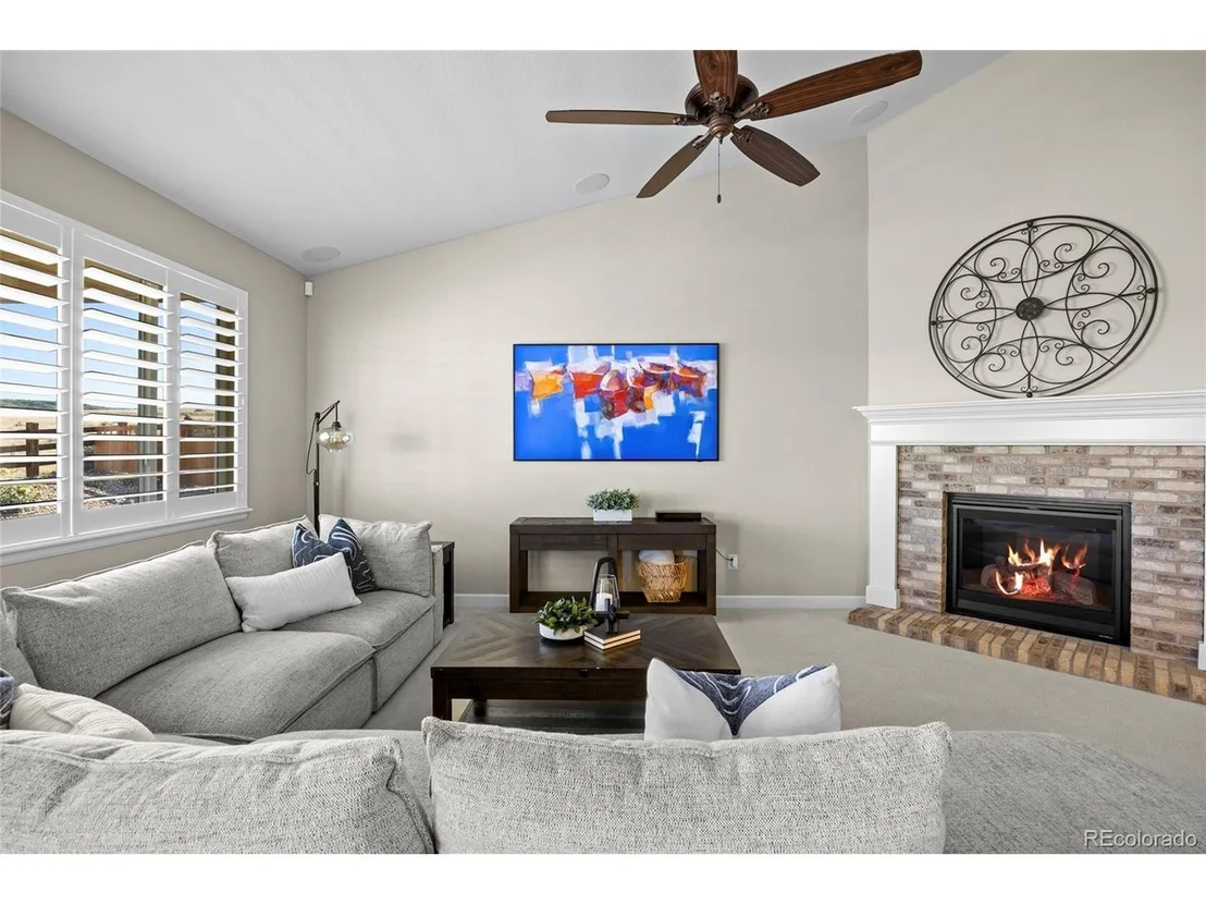 Photo of 7658 Oasis Dr