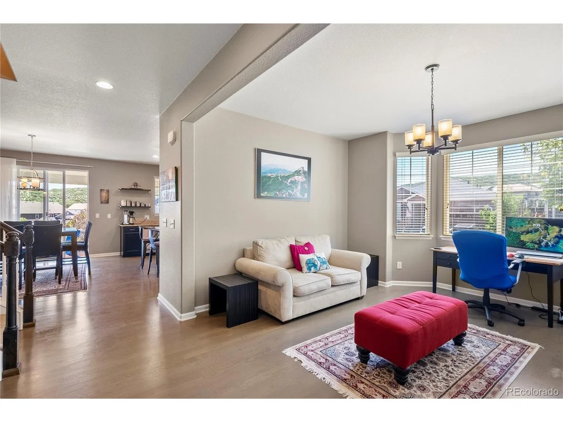 Photo of 1382 Raindrop Way