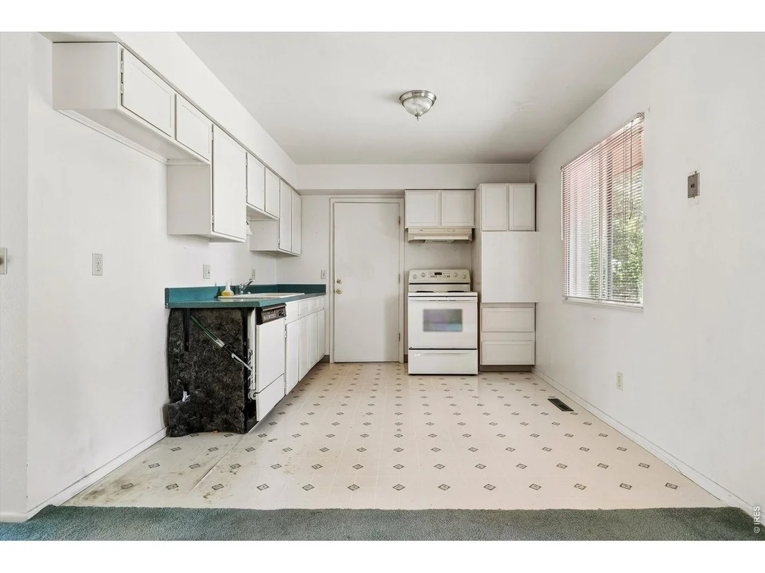 Photo of 4435 Grinnell Ave