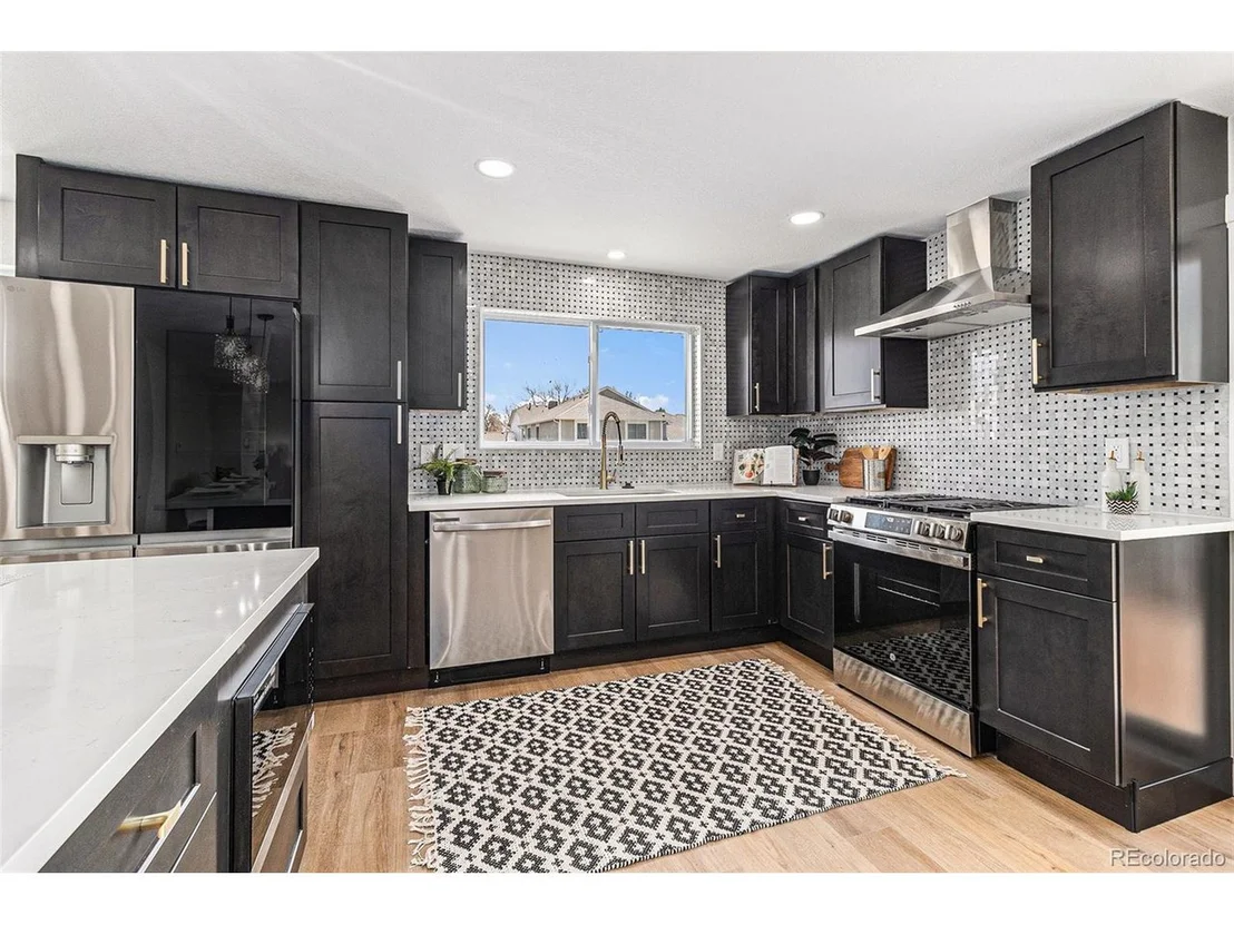 Photo of 6711 Field St