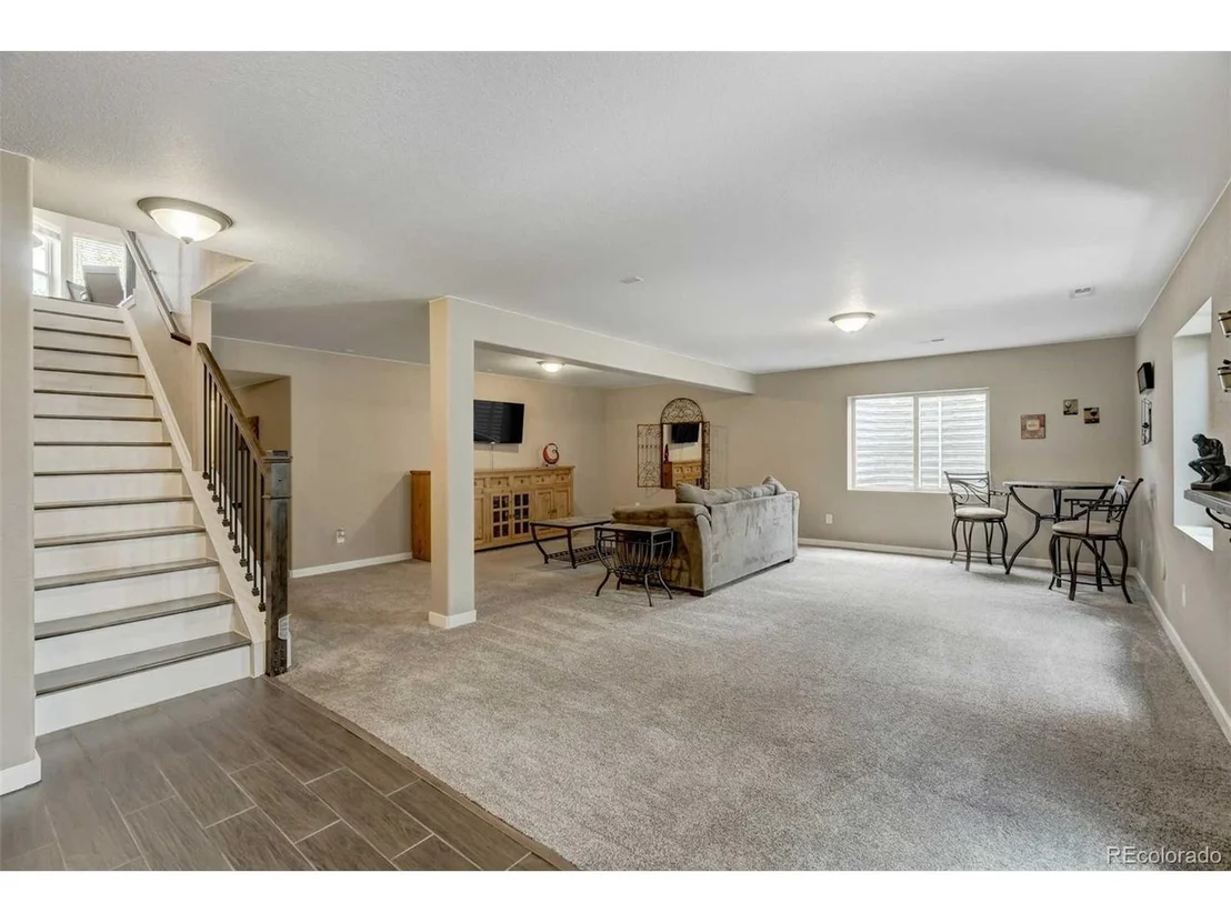 Photo of 2584 Lakes Edge Dr