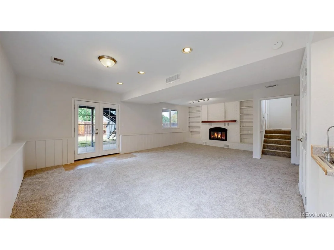 Photo of 1289 Doric Dr