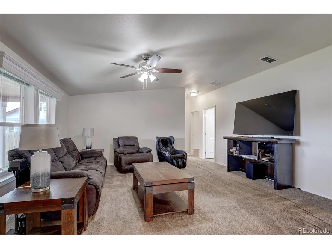 Photo of 535 N 5th St