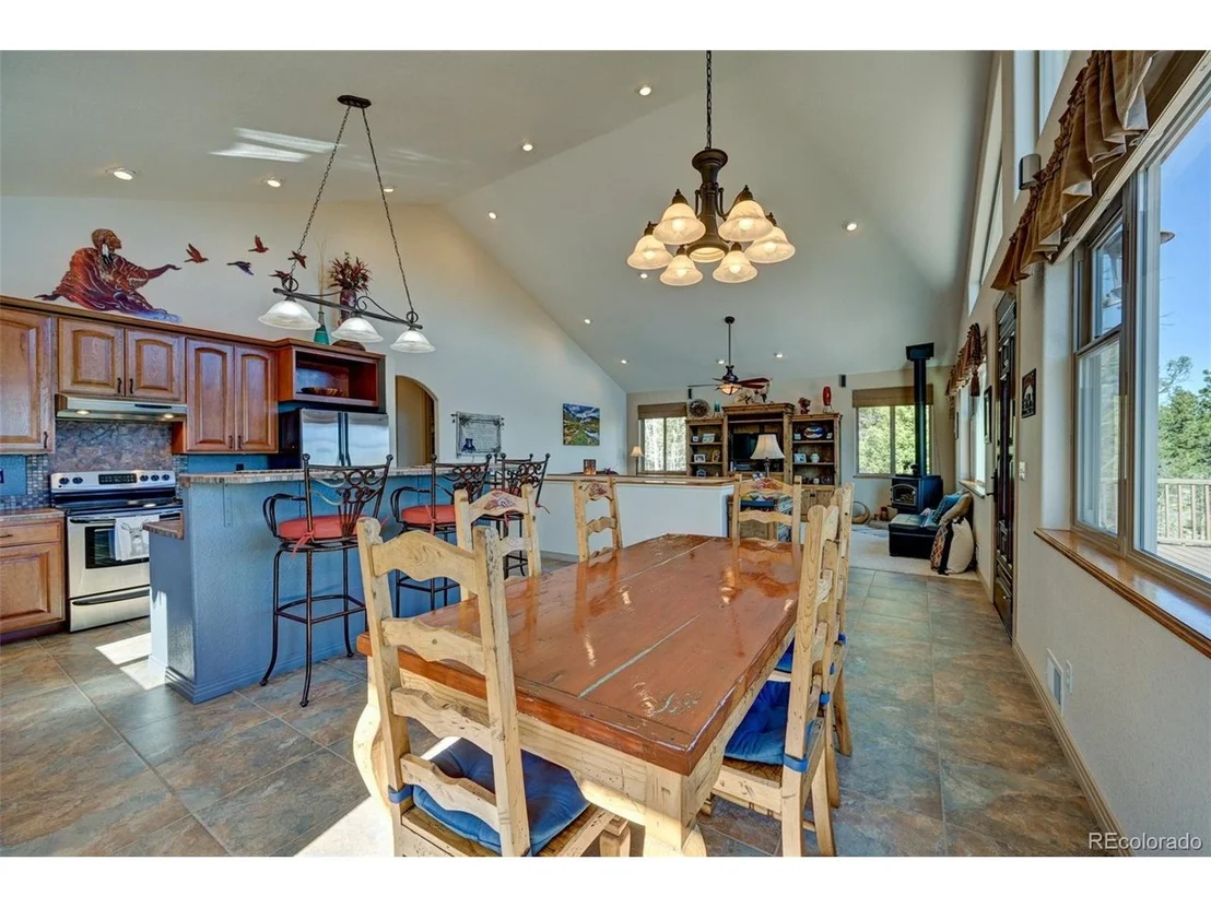 Photo of 1136 Bellows Rd