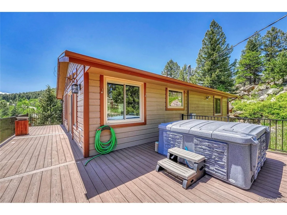 Photo of 22095 Cook Ln