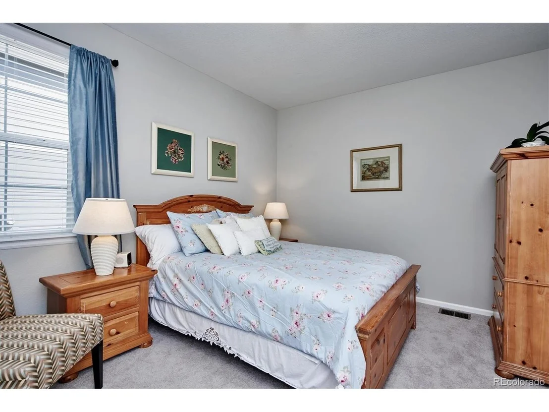 Photo of 5865 Clover Ridge Cir