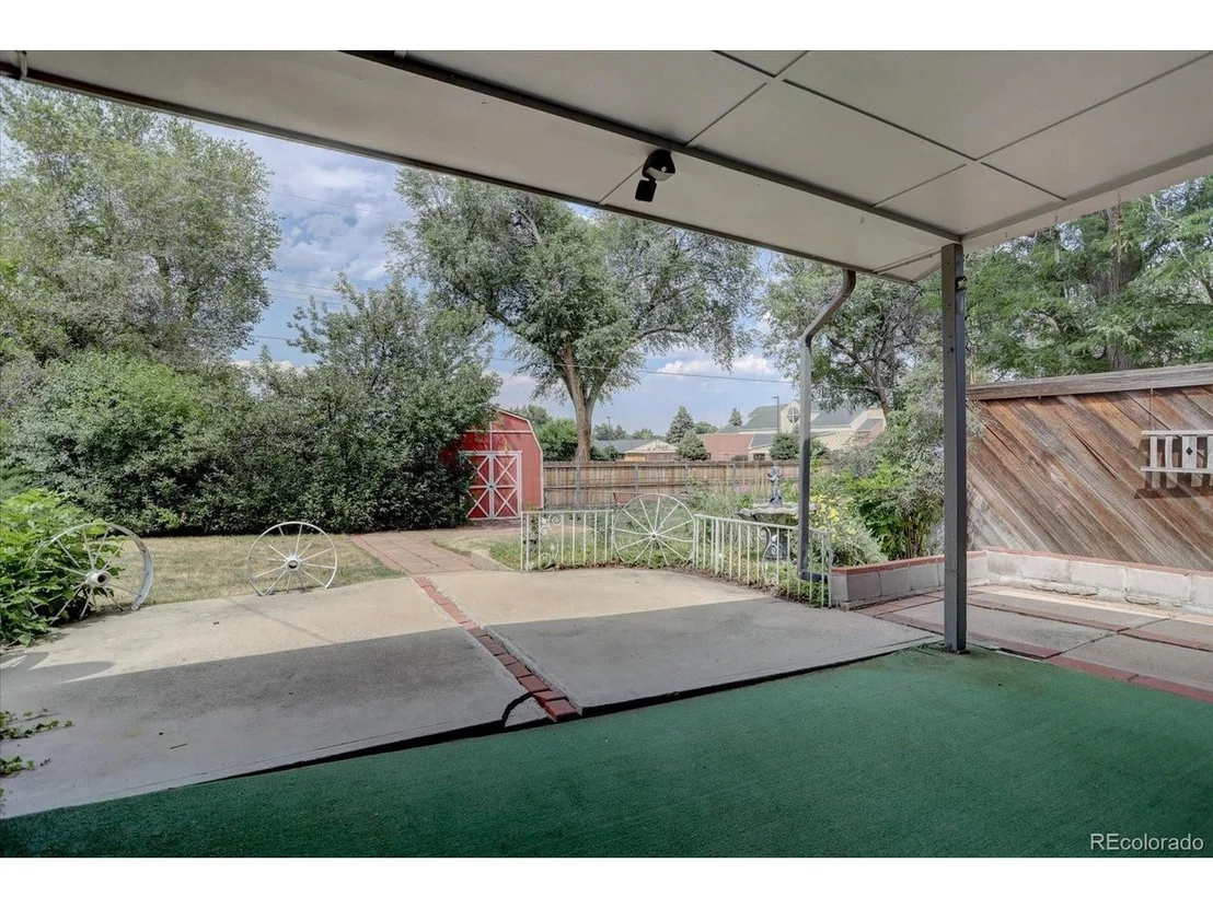 Photo of 9145 Grandview Ave