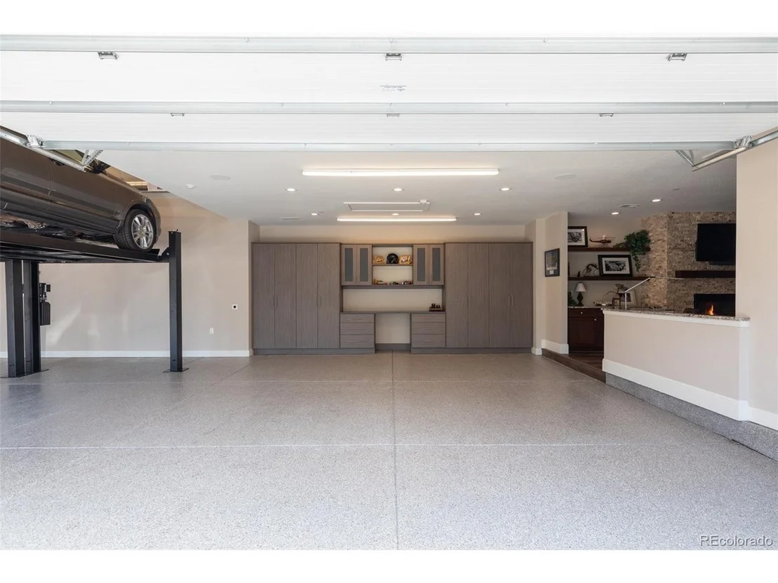 Photo of 940 Twisted Pine Rd