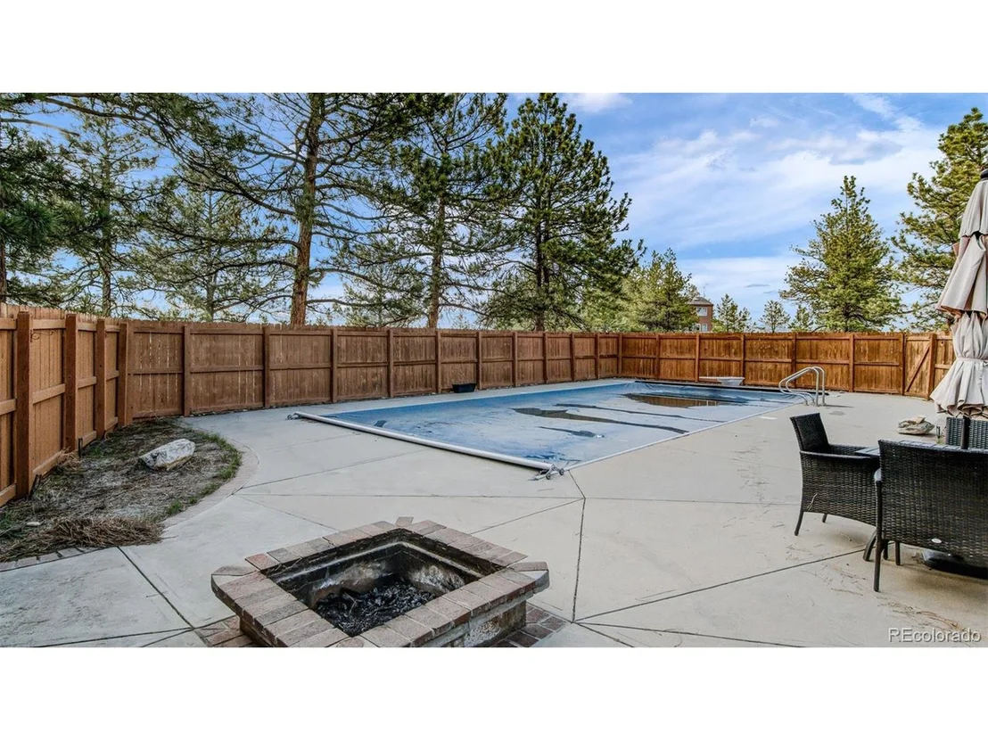 Photo of 1494 Deerpath Rd