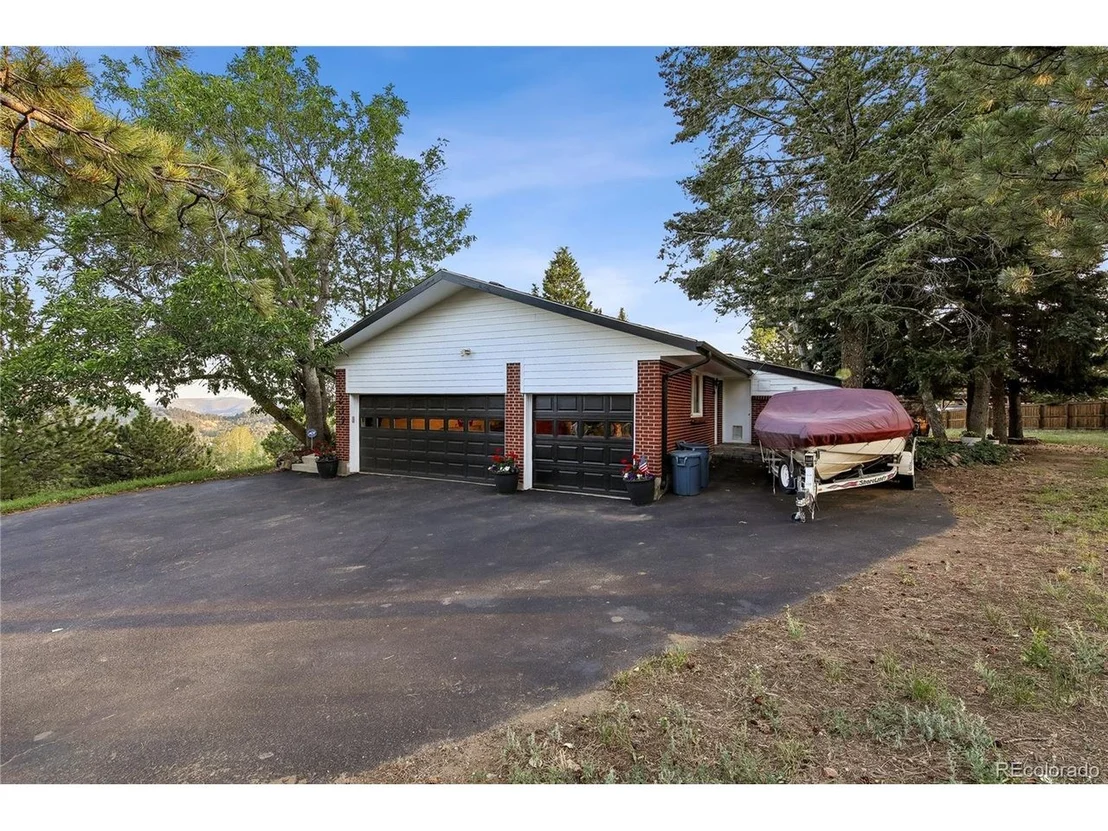 Photo of 239 Dekker Dr