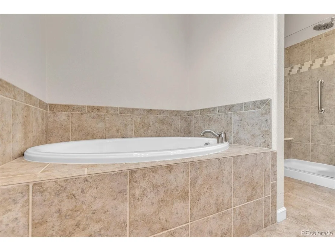 Photo of 4050 Centennial Dr