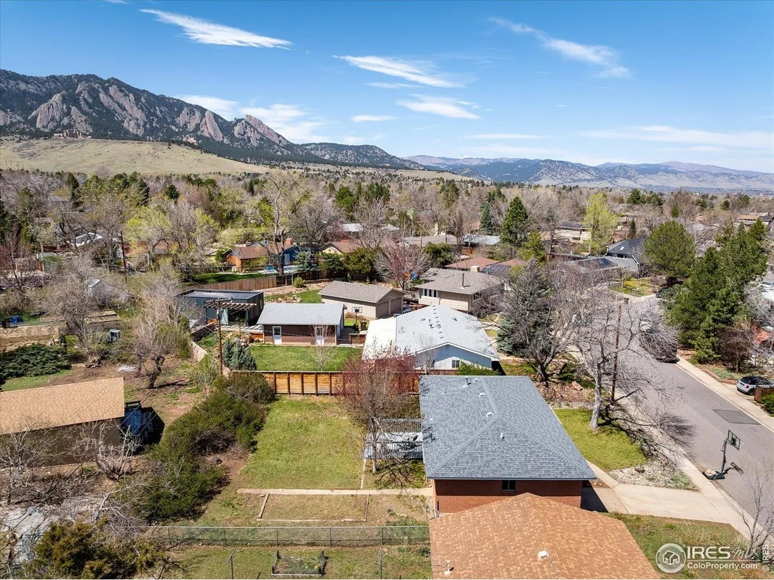 Photo of 1275 Berea Dr