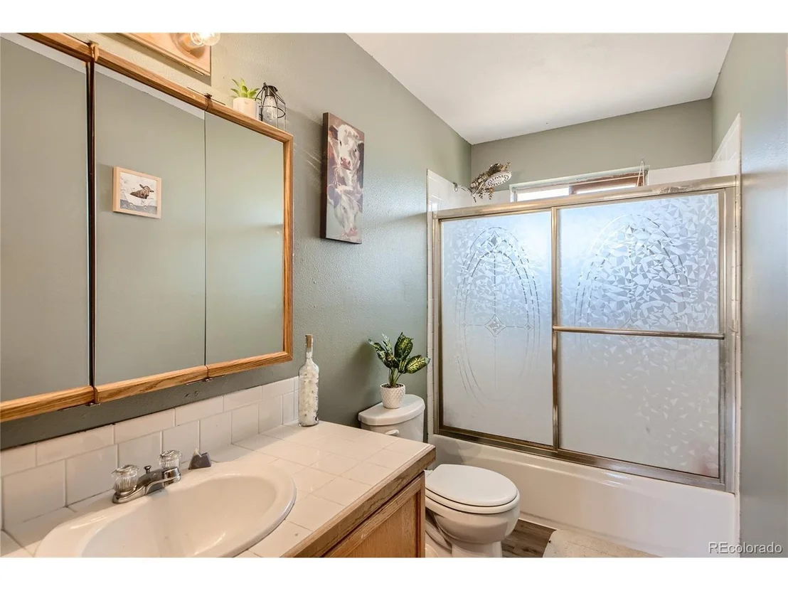 Photo of 228 Quartz Cir