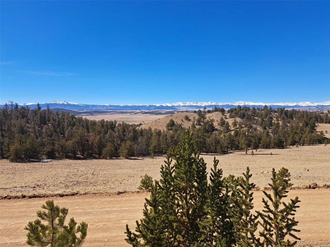 Photo of 369 Summit Rd