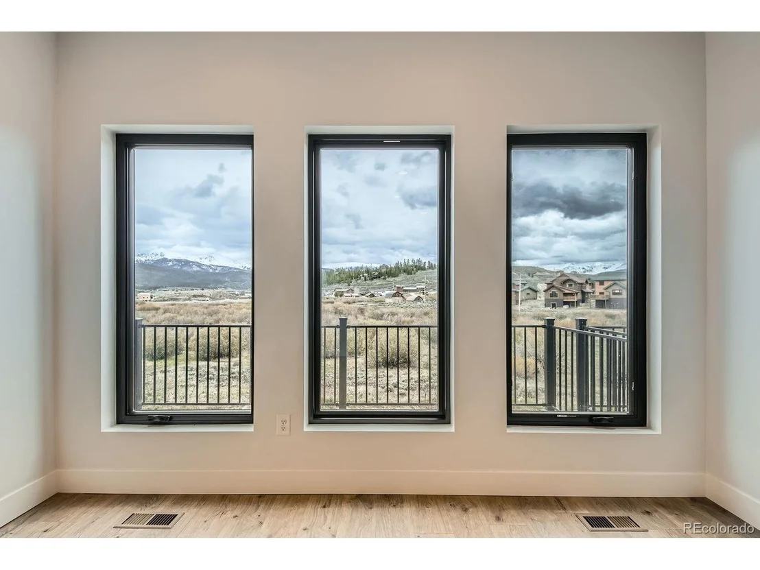 Photo of 1501 James Dr