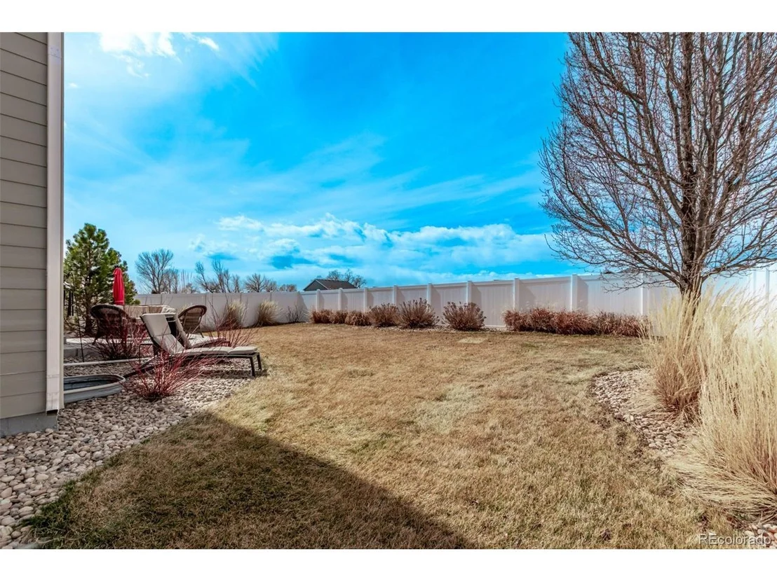 Photo of 891 Shirttail Peak Dr