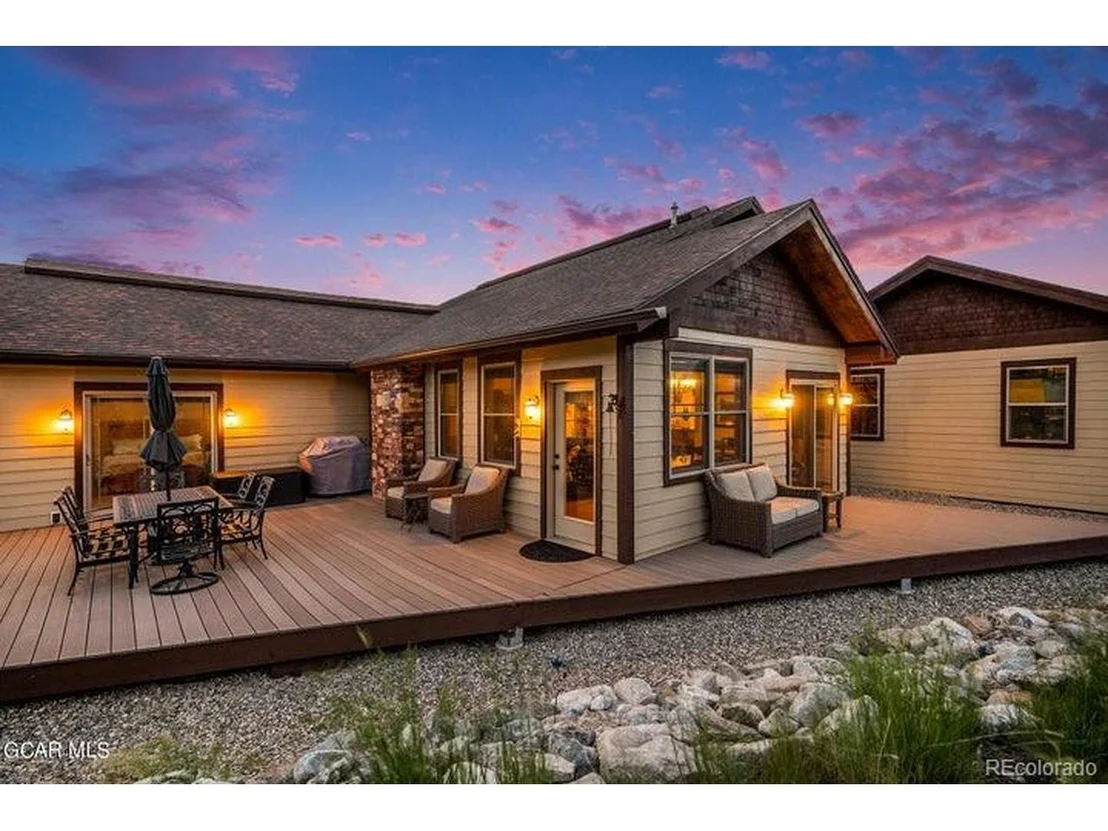 Photo of 809 Saddle Ridge Cir
