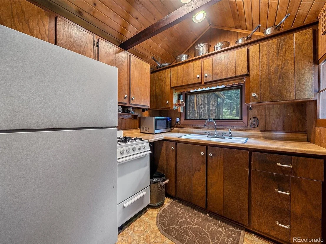 Photo of 28132 Shadow Mountain Dr