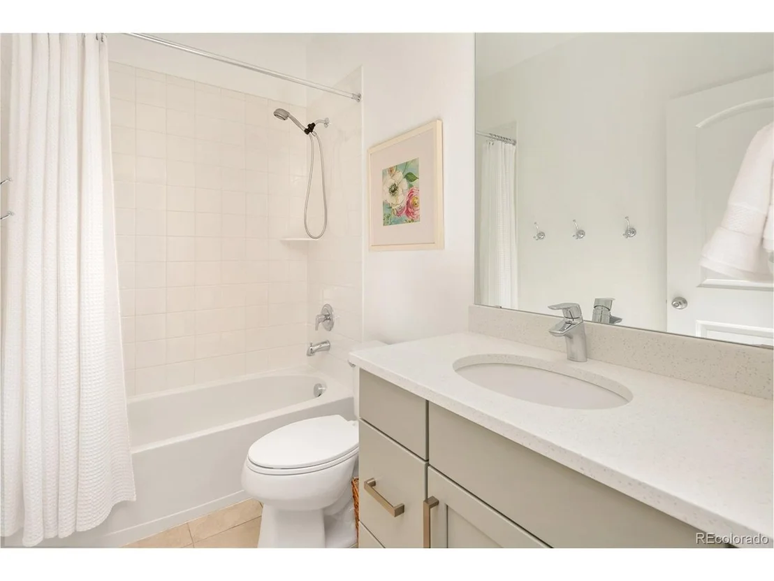 Photo of 5384 Uinta St