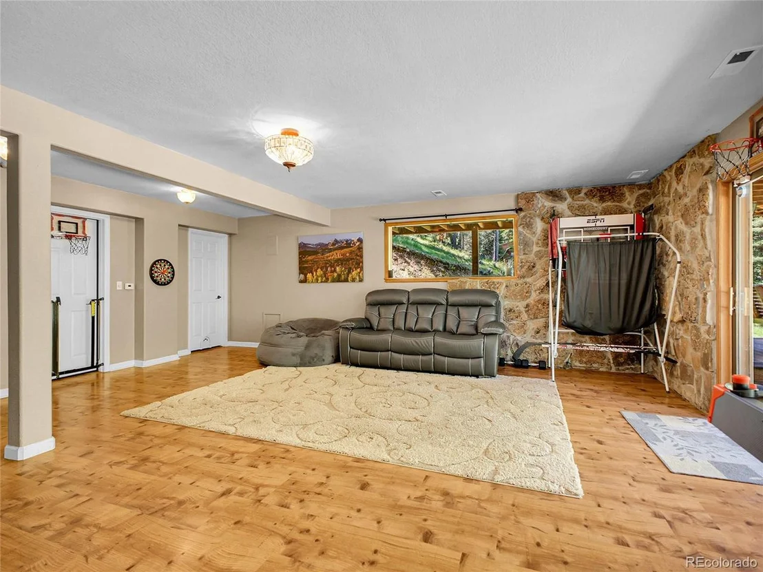 Photo of 11768 Black Hawk Dr