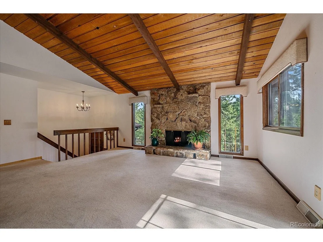 Photo of 28630 Pine Dr