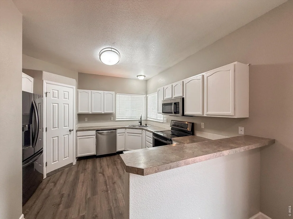 Photo of 918 Cliffrose Way