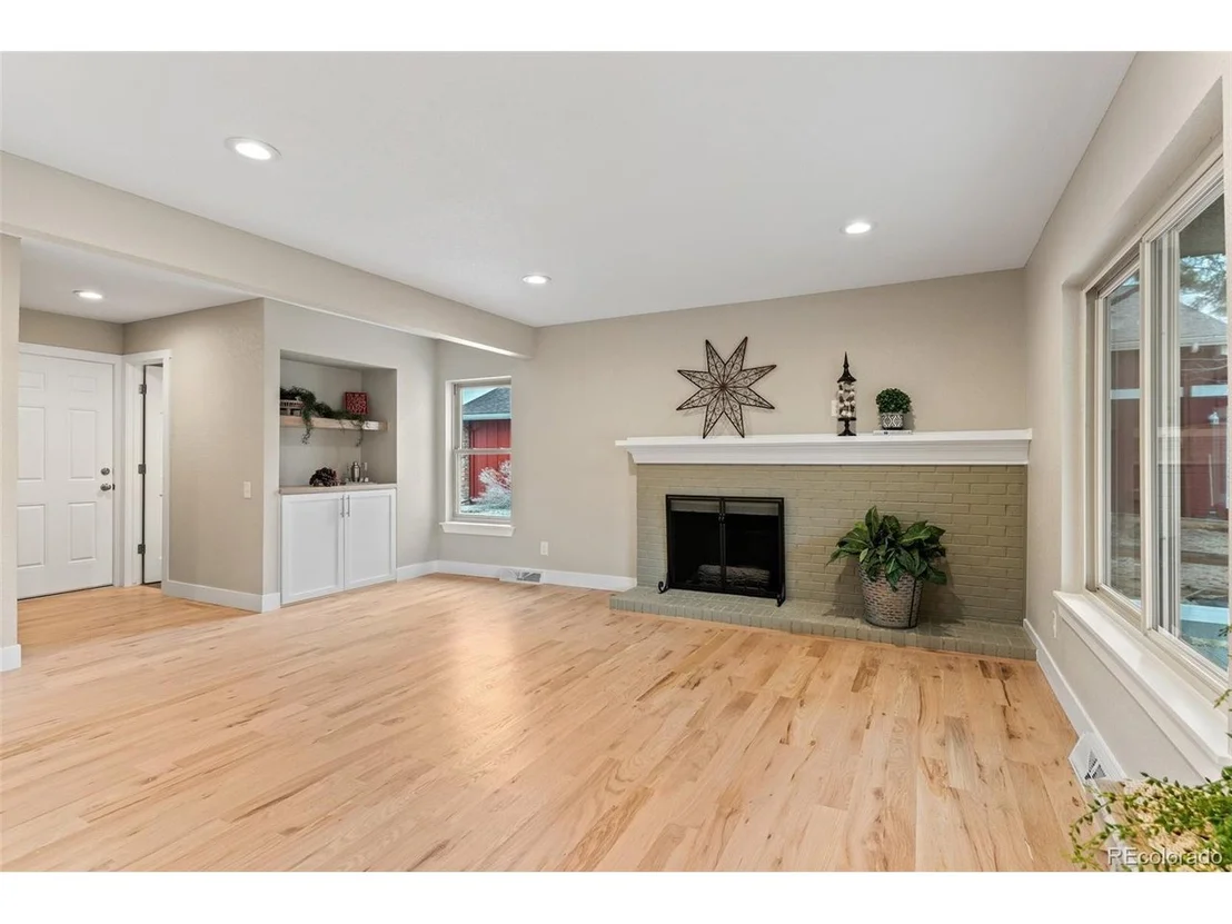 Photo of 9654 W 87th Cir