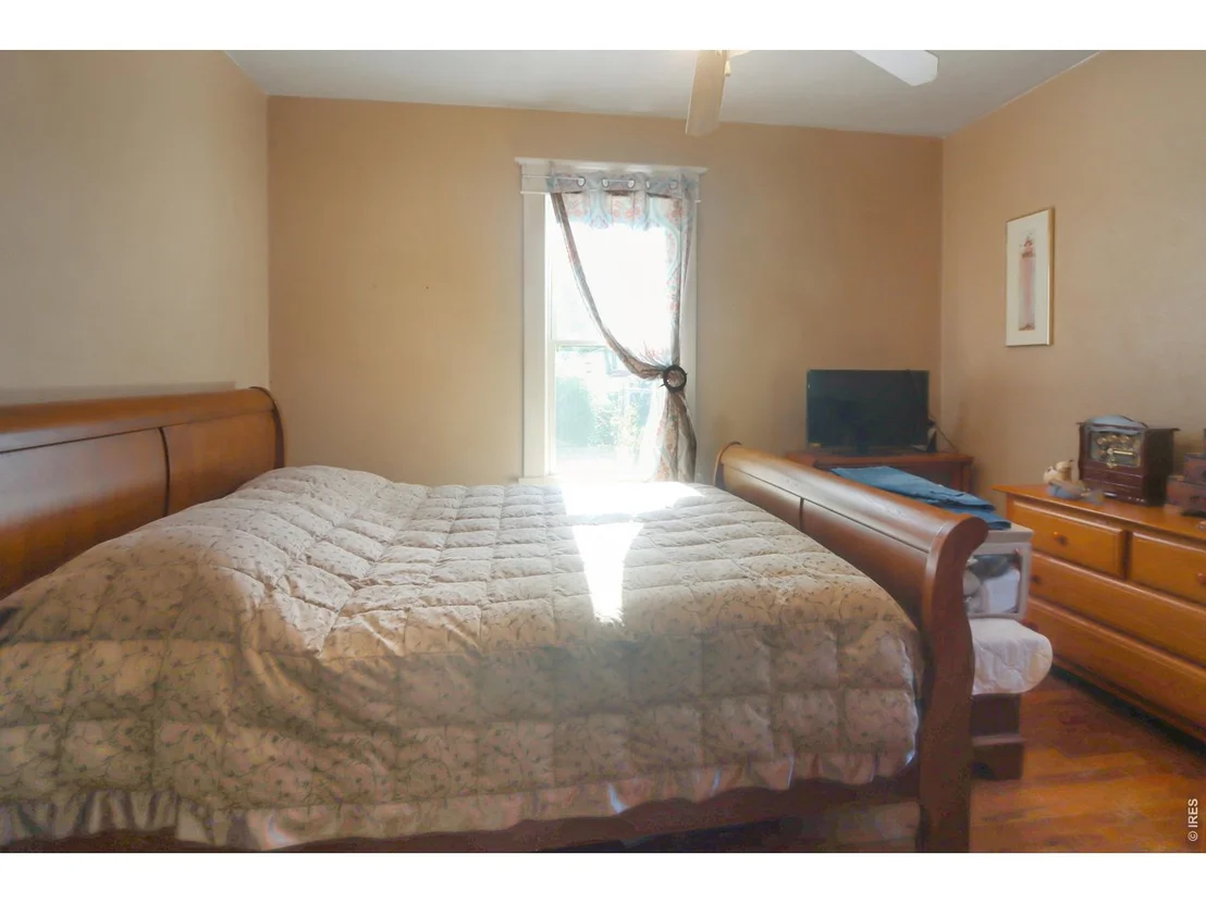 Photo of 914 N Carson St