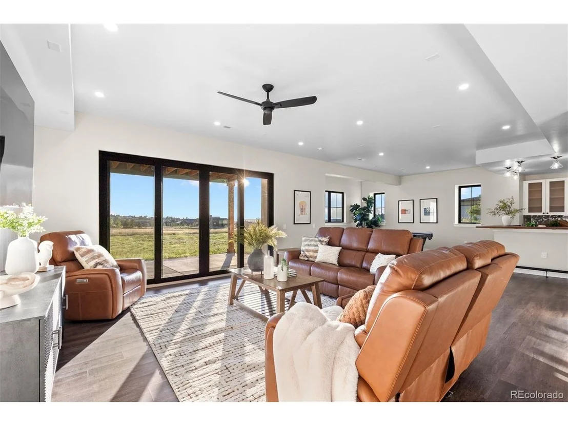 Photo of 2433 Fox View Trl